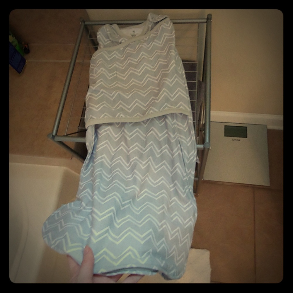 Swaddleme love sack